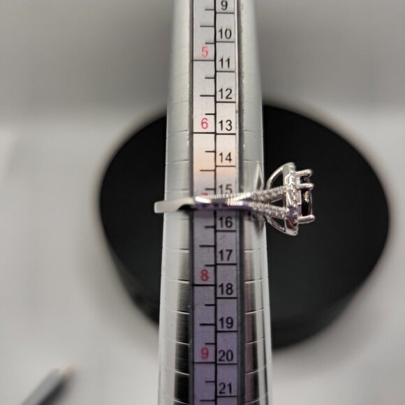 Red Garnet & White Zircon Sterling Silver Ring Size 7 - Picture 7 of 7